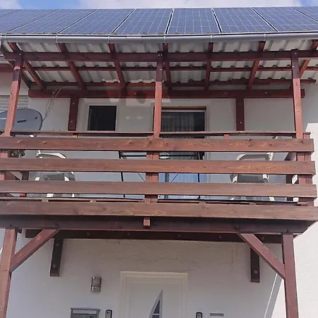 Apartman Monteur - Marburg - Biedenkopf - Steffenberg - Mit 4 Und Balkon Obereisenhausen