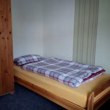Apartman Monteur - Marburg - Biedenkopf - Steffenberg - Mit 4 Und Balkon *
