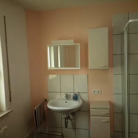 Monteur - Marburg - Biedenkopf - Steffenberg - Mit 4 Und Balkon Obereisenhausen
